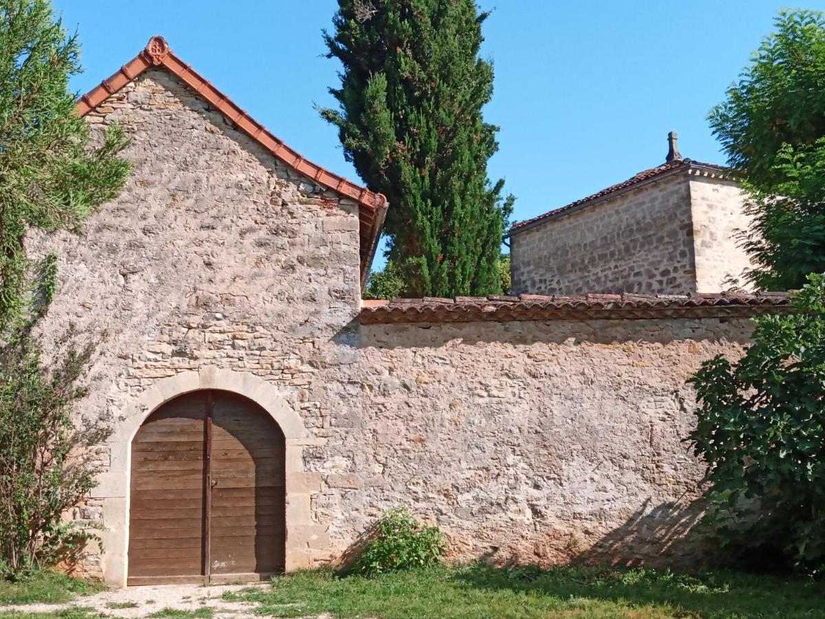 Bed and Breakfast Les Granges De L Abbaye Ginals Экстерьер фото